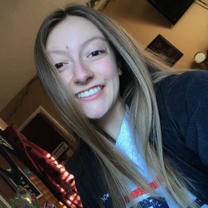 Meet your Posher, Kelsey